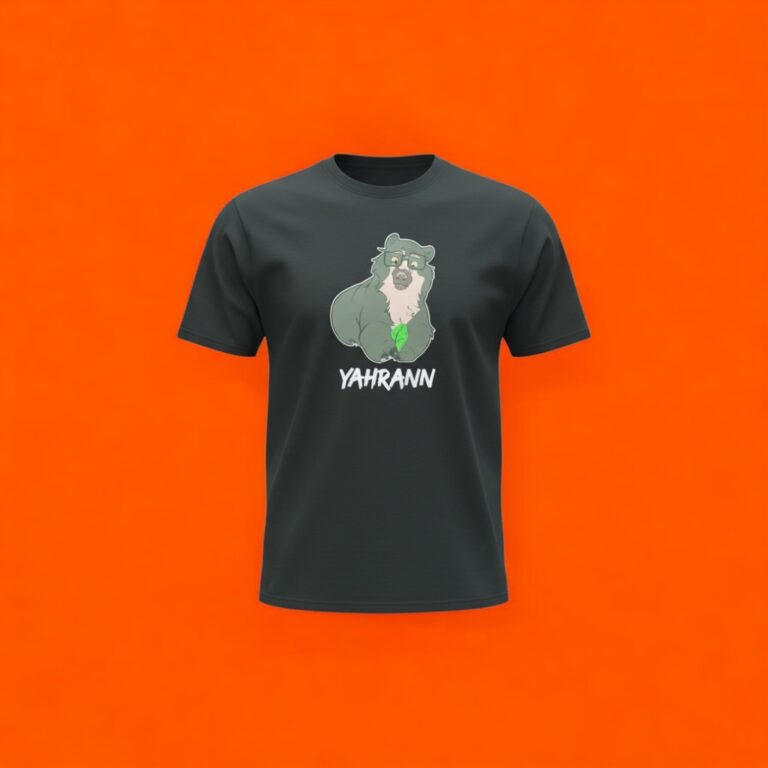 Camiseta Manga Curta Preta com Yahran Colorido
