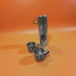 Conjunto Garrafa Térmica com 3 Xícaras - Prata